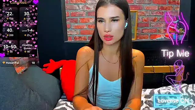 Snapshot of UrJoyy chatting on October 29, 2025, 12:29 pm UrJoyy online show from October 29, 2025, 12:29 pm