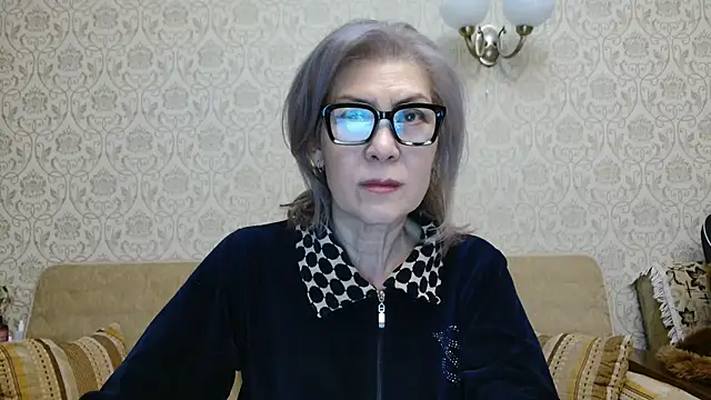 Snapshot of Elegant00Lady chatting on November 6, 2025, 4:30 pm Elegant00Lady online show from November 6, 2025, 4:30 pm