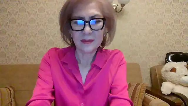 Snapshot of Elegant00Lady chatting on May 21, 2026, 4:03 pm Elegant00Lady online show from May 21, 2026, 4:03 pm