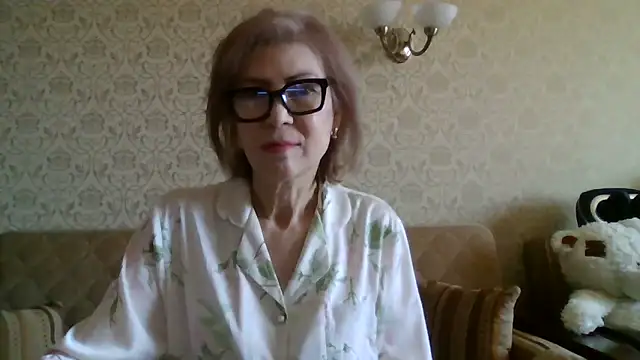 Snapshot of Elegant00Lady chatting on May 25, 2026, 7:03 am Elegant00Lady online show from May 25, 2026, 7:03 am