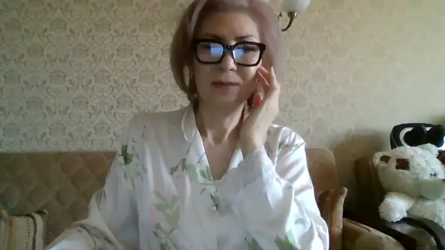 Snapshot of Elegant00Lady chatting on May 29, 2026, 3:48 am Elegant00Lady online show from May 29, 2026, 3:48 am