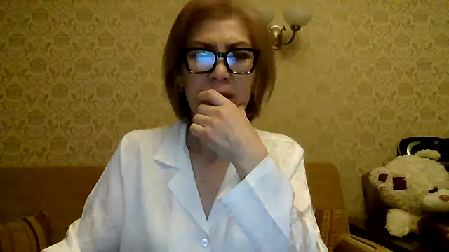 Snapshot of Elegant00Lady chatting on May 30, 2026, 6:05 pm Elegant00Lady online show from May 30, 2026, 6:05 pm