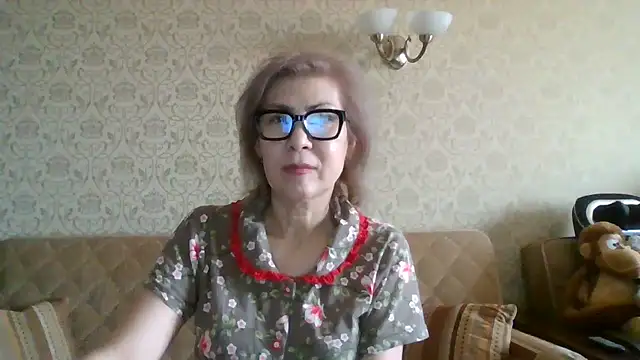 Elegant00Lady online show from June 29, 2026, 8:31 am