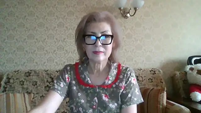 Elegant00Lady online show from July 14, 2026, 12:55 pm