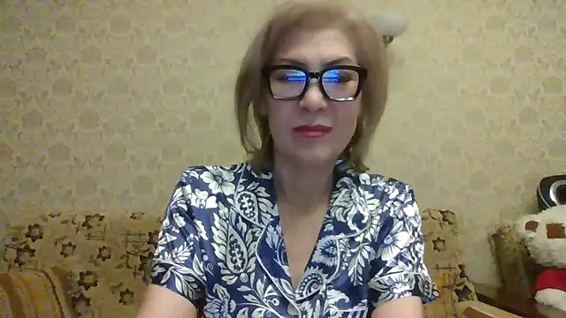 Elegant00Lady online show from July 31, 2026, 5:34 pm
