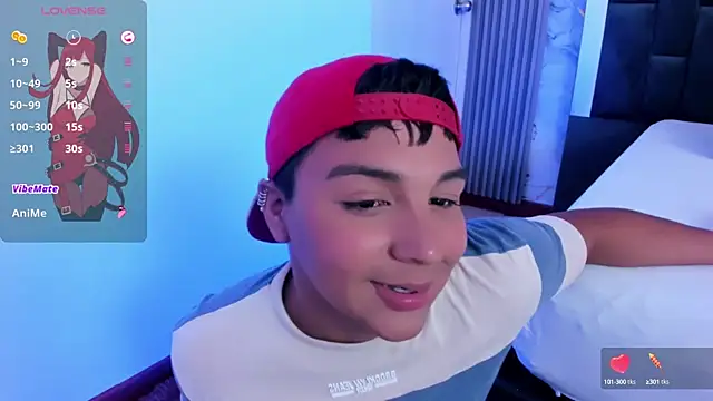 Snapshot of Seductivo_jr chatting on January 30, 2025, 8:32 am Seductivo jr online show from January 30, 2025, 8:32 am