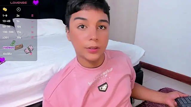 Snapshot of Seductivo_jr chatting on February 11, 2025, 4:11 am Seductivo jr online show from February 11, 2025, 4:11 am