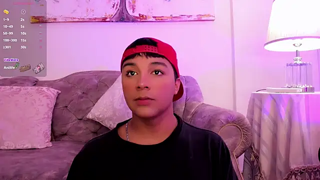 Snapshot of Seductivo_jr chatting on February 15, 2025, 3:31 am Seductivo jr online show from February 15, 2025, 3:31 am