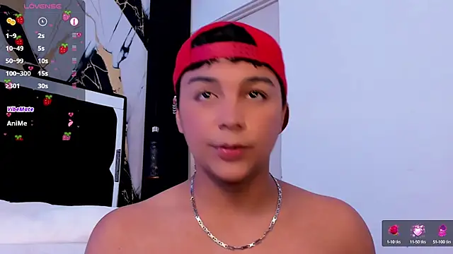 Snapshot of Seductivo_jr chatting on February 18, 2025, 11:33 am Seductivo jr online show from February 18, 2025, 11:33 am