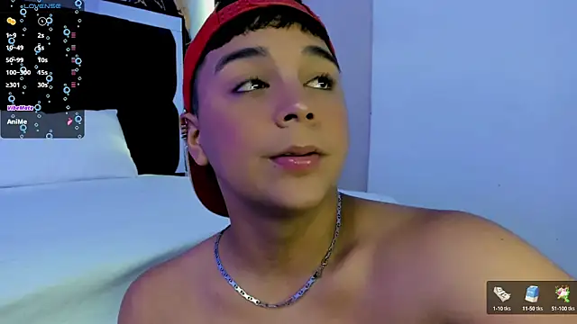 Snapshot of Seductivo_jr chatting on March 2, 2025, 4:28 am Seductivo jr online show from March 2, 2025, 4:28 am