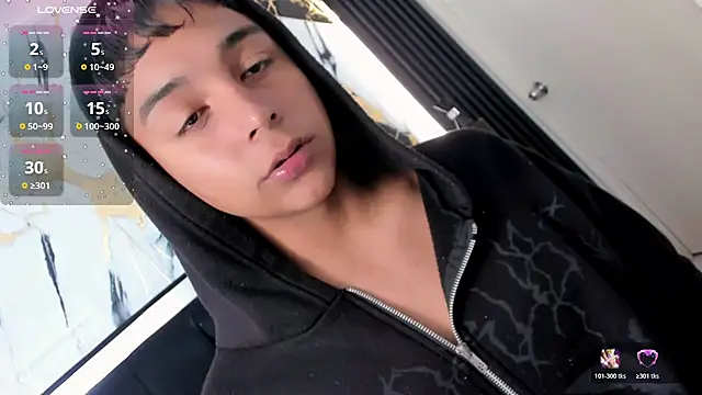 Snapshot of Seductivo_jr chatting on March 27, 2026, 5:46 am Seductivo jr online show from March 27, 2026, 5:46 am