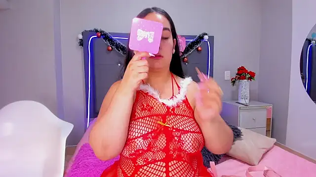 emma lye online show from December 1, 2025, 9:20 pm