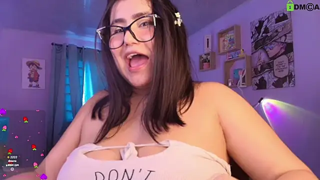 juli juliana online show from May 11, 2026, 4:04 pm