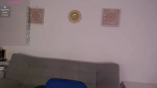 Abigail 29 online show from November 21, 2025, 12:04 pm