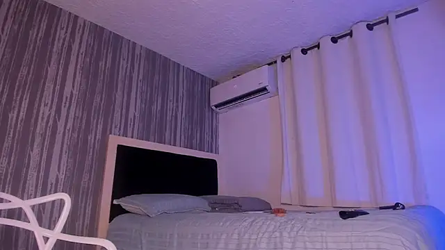 HugeCock Puppy online show from January 31, 2025, 4:58 am