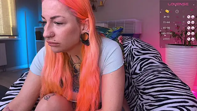 Tanya Acid online show from April 28, 2026, 4:50 am