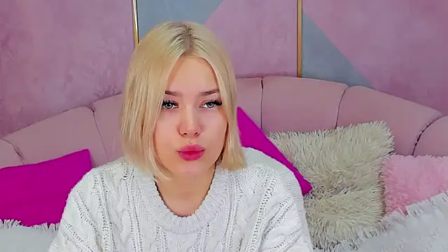 LIA KITTY online show from January 21, 2025, 6:43 am