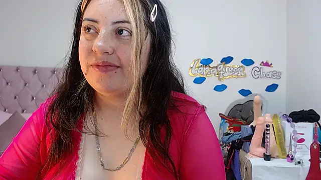 lanaqueen699 online show from January 8, 2025, 7:34 pm