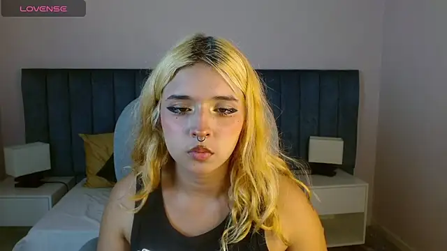 april bunnyy online show from December 9, 2024, 7:50 pm