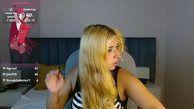 april bunnyy online show from December 10, 2024, 7:58 am