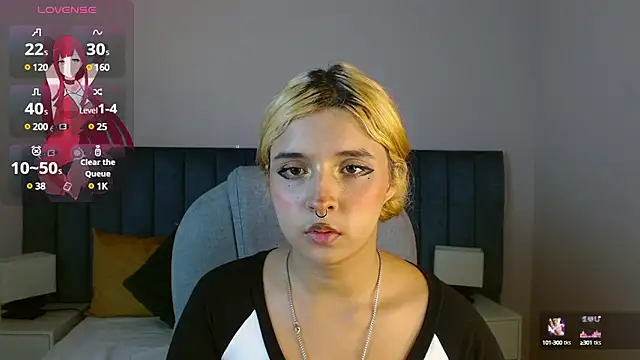 april bunnyy online show from December 11, 2024, 8:07 pm