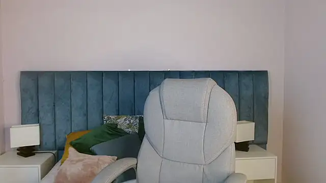 april bunnyy online show from December 20, 2024, 10:54 pm