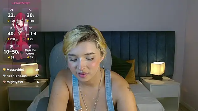 april bunnyy online show from January 4, 2025, 10:24 pm