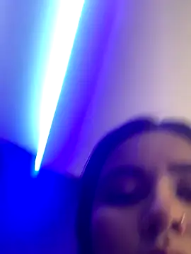 Snapshot of Larabrooks chatting on September 23, 2025, 5:38 pm Larabrooks online show from September 23, 2025, 5:38 pm