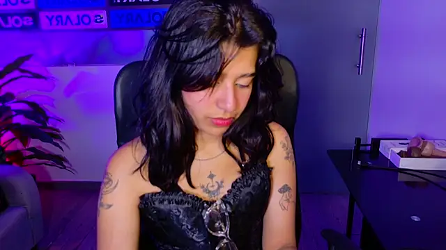 Snapshot of UnderBaby_ chatting on October 9, 2025, 2:53 am UnderBaby online show from October 9, 2025, 2:53 am