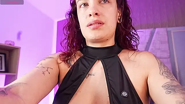 Snapshot of Melany_Luv chatting on May 6, 2026, 8:58 pm Melany Luv online show from May 6, 2026, 8:58 pm