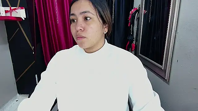 AmorMia online show from December 27, 2024, 1:07 pm