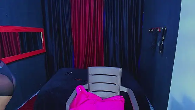 AmorMia online show from January 18, 2025, 6:21 pm