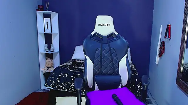 AmorMia online show from March 19, 2025, 10:31 pm