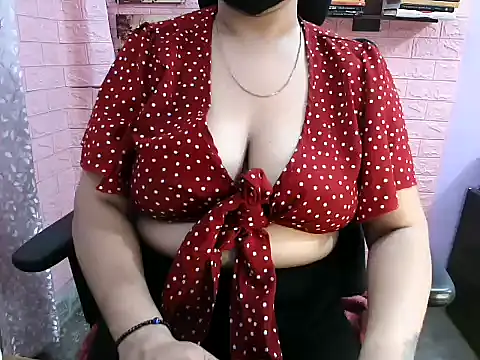 VivaaSharmaa online show from October 26, 2025, 8:37 pm