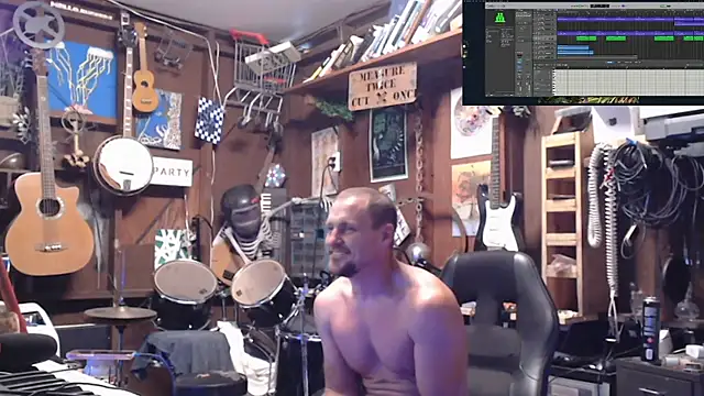 Snapshot of itsjameswebbscope chatting on October 19, 2025, 8:53 pm itsjameswebbscope online show from October 19, 2025, 8:53 pm