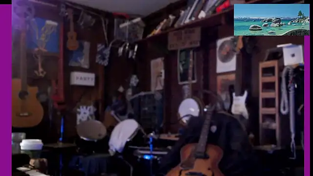 Snapshot of itsjameswebbscope chatting on October 25, 2025, 11:51 am itsjameswebbscope online show from October 25, 2025, 11:51 am