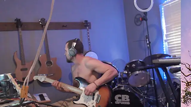 Snapshot of itsjameswebbscope chatting on March 4, 2026, 4:24 pm itsjameswebbscope online show from March 4, 2026, 4:24 pm