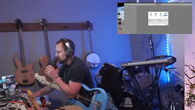 Snapshot of itsjameswebbscope chatting on March 5, 2026, 5:58 am itsjameswebbscope online show from March 5, 2026, 5:58 am