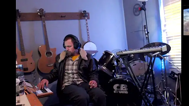 Snapshot of itsjameswebbscope chatting on March 6, 2026, 4:03 pm itsjameswebbscope online show from March 6, 2026, 4:03 pm