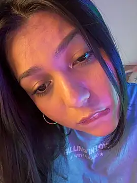 Maii chan online show from October 13, 2025, 6:02 am