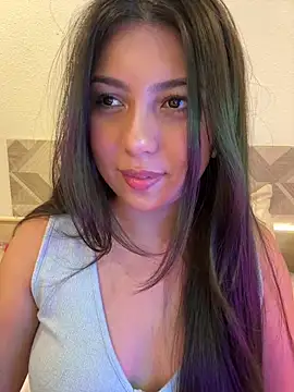 Maii chan online show from October 27, 2025, 9:35 am