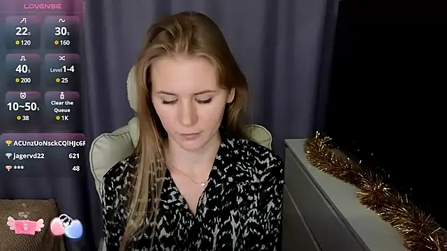 IsabelAllen online show from December 20, 2024, 1:22 pm