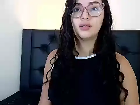 EvoletFMK online show from February 19, 2026, 6:04 pm