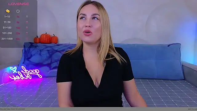 KisssAmmeli online show from October 21, 2025, 1:01 pm