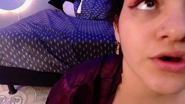 fabiana hot couple online show from February 21, 2025, 1:55 am