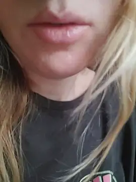 Linda 999 online show from December 27, 2024, 11:06 am