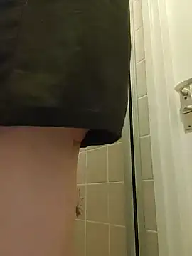 Snapshot of Linda_999 chatting on November 14, 2025, 9:19 am Linda 999 online show from November 14, 2025, 9:19 am