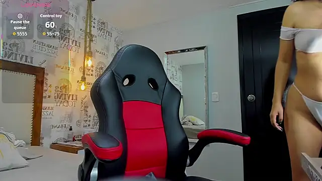 EVAGRECO online show from October 27, 2025, 2:48 am