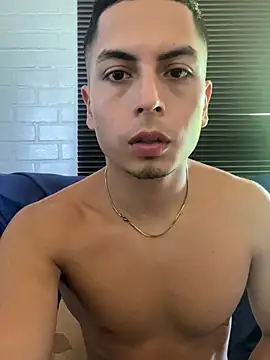 Snapshot of SAMUEL_OBRIAN chatting on January 28, 2025, 5:46 pm SAMUEL OBRIAN online show from January 28, 2025, 5:46 pm