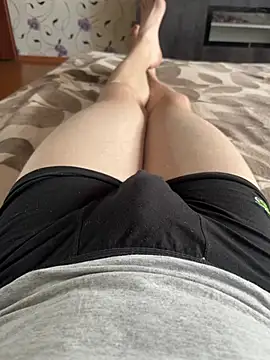 red red00 online show from April 1, 2026, 8:04 am